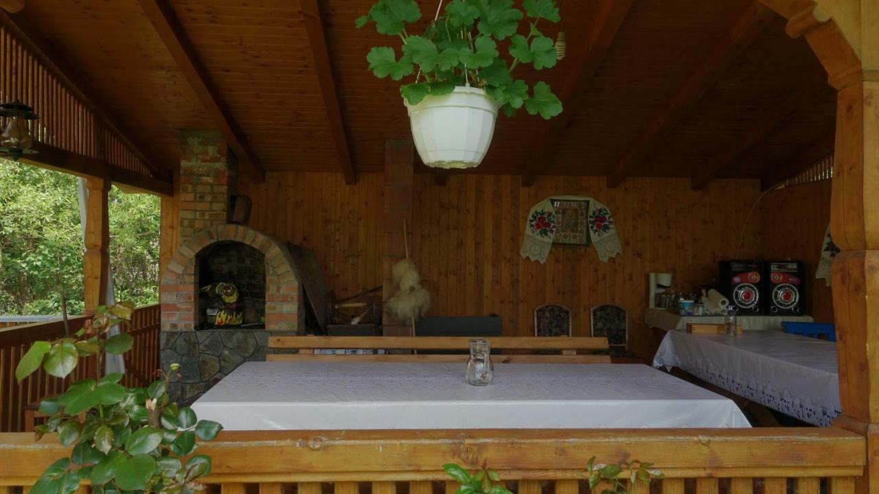 Гостевой дом Breb 418, Casa Opris Экстерьер фото